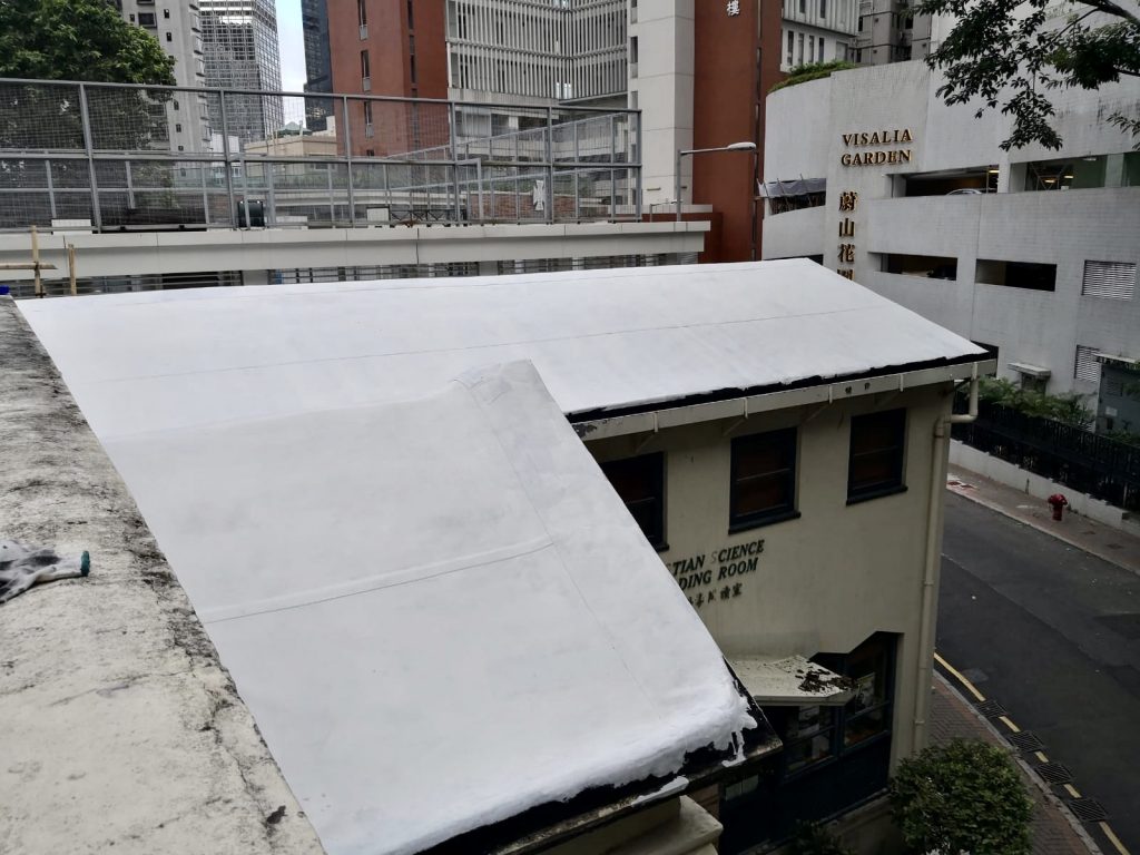 香港基督科學教會香港第一分會天面使用CGF7600A水性抗污隔熱防水漆後，有效隔熱保溫