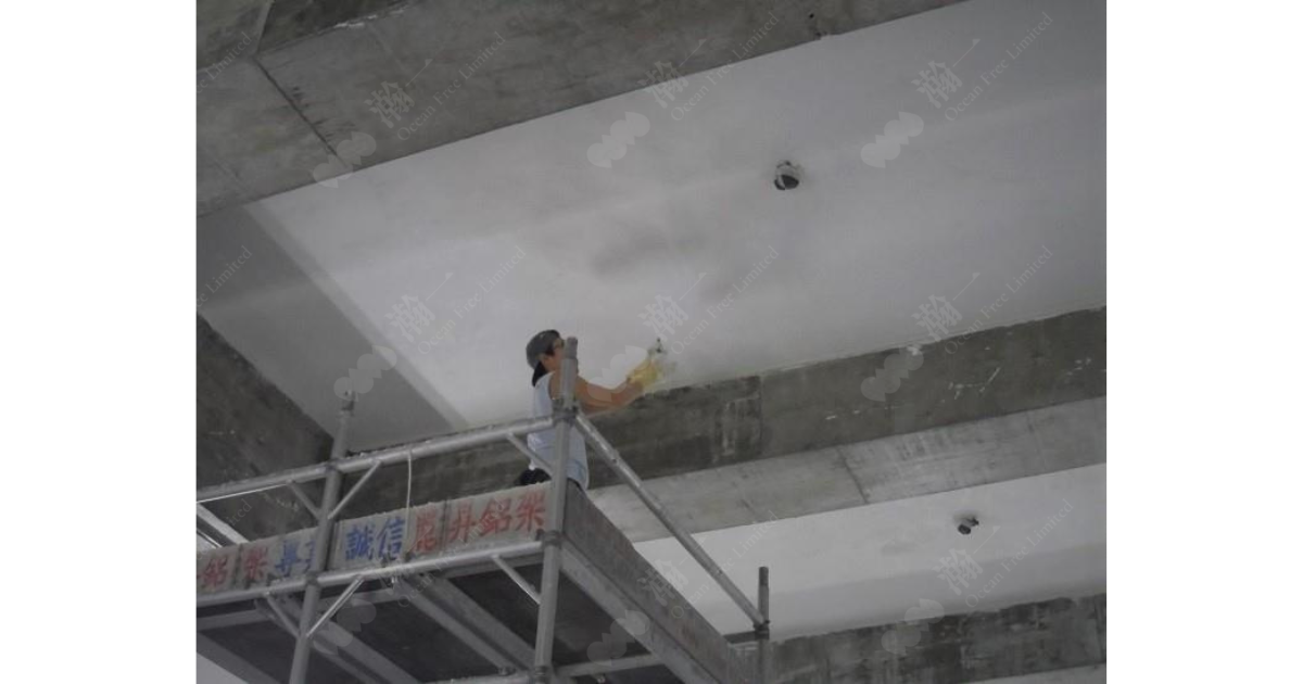 天花牆身保溫工程_施工中_表層噴灑卓先液二道